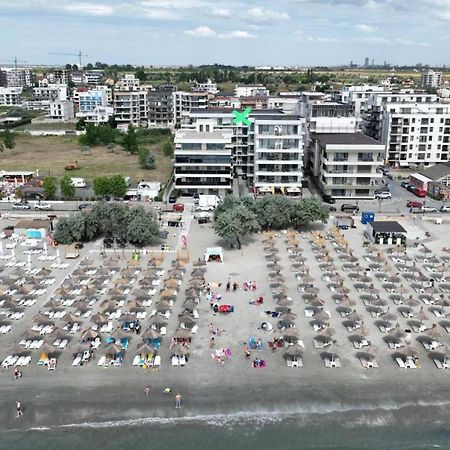 Apartamente Azra นาโวดาริ ภายนอก รูปภาพ