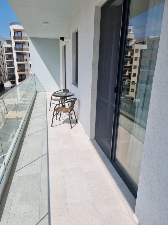Apartamente Azra นาโวดาริ ภายนอก รูปภาพ